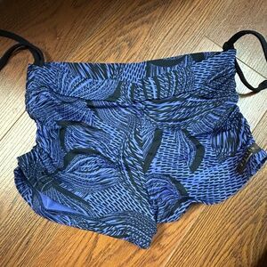 Yogabela hot yoga short